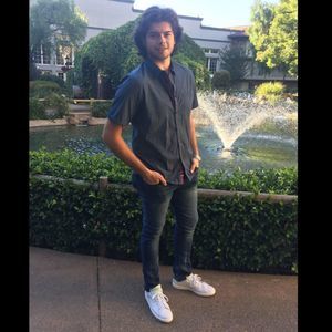 Meet your Posher, Hunter